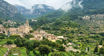 A view of Valldemossa.